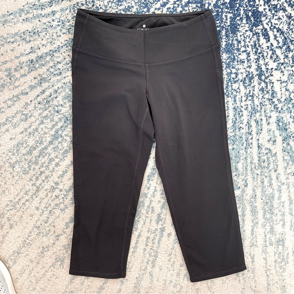 Athleta crop leggings